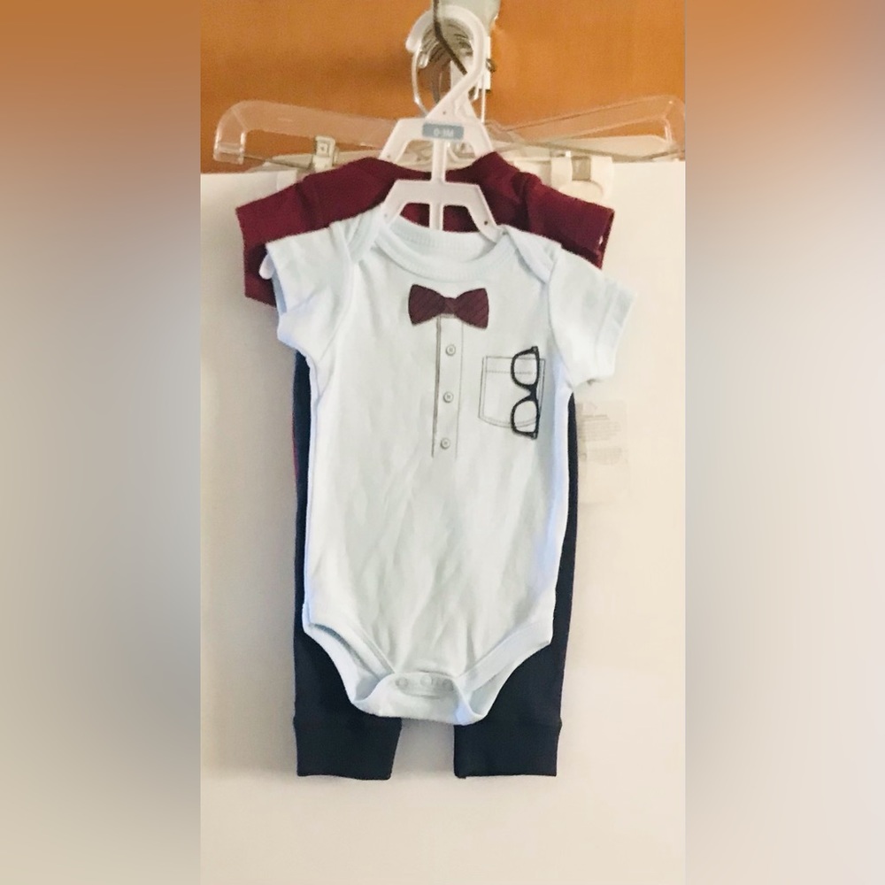 New Little Treasure 2 Body Suits and Pants 0-3 Months 100% Cotton